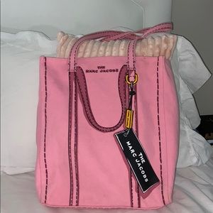 MARC JACOBS Trompe L’Oeil Tag Tote Bag Pink Canvas